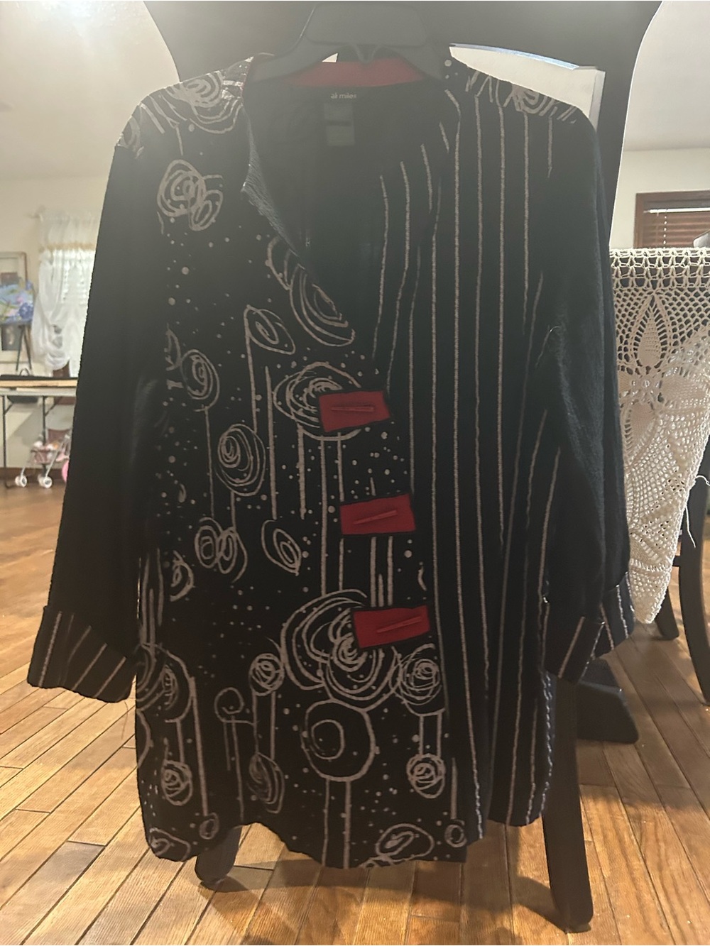 Ali Miles Black & White Patterned Blazer with Red Toggle Accents